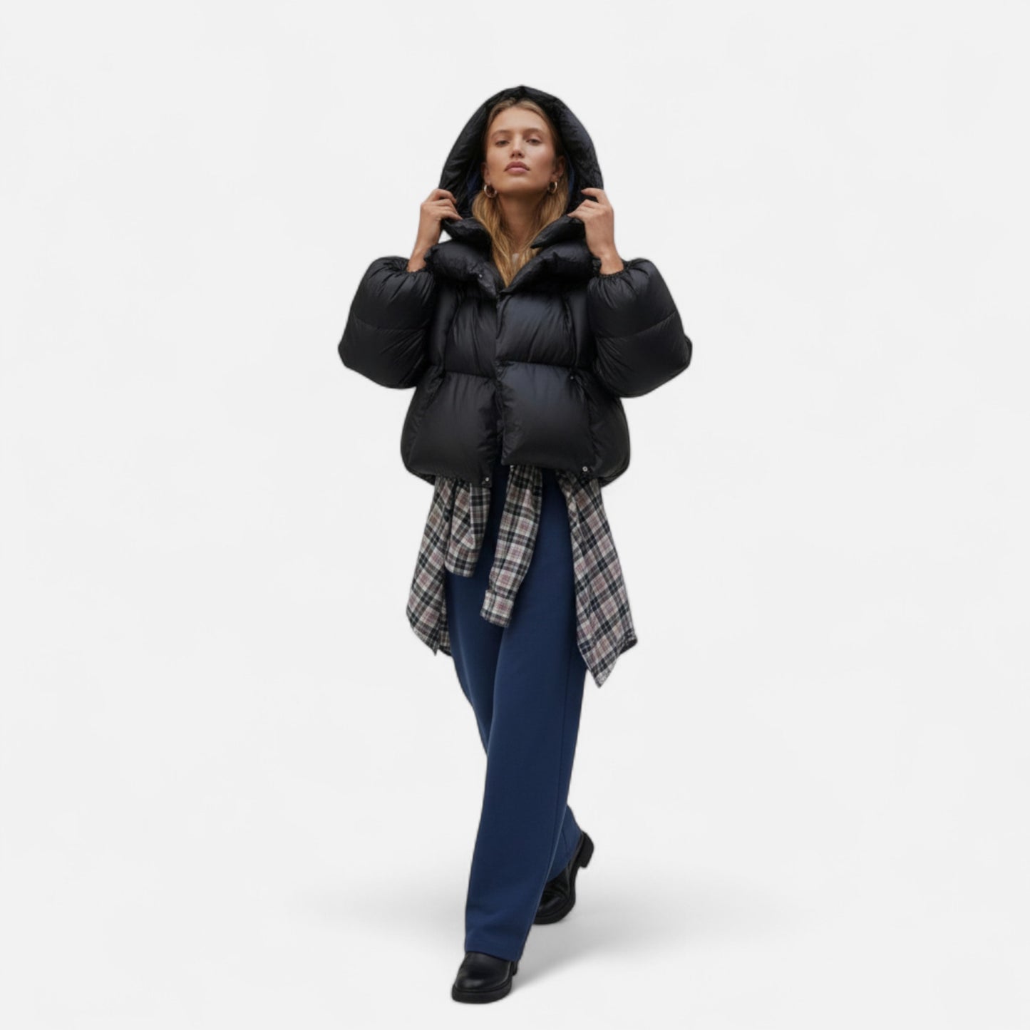 Vertemonde | Women’s Oversized Puffer Jacket – Winter Elegance